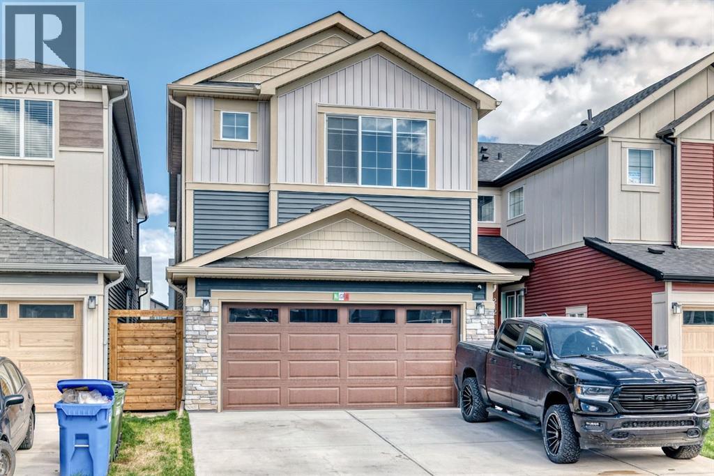 House for Sale in 216 Homestead Grove NE|Calgary, Alberta T3J5S1