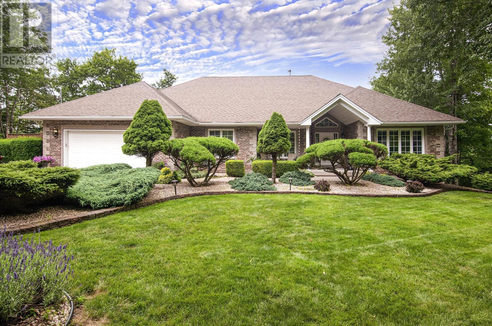 182 Thompson Run