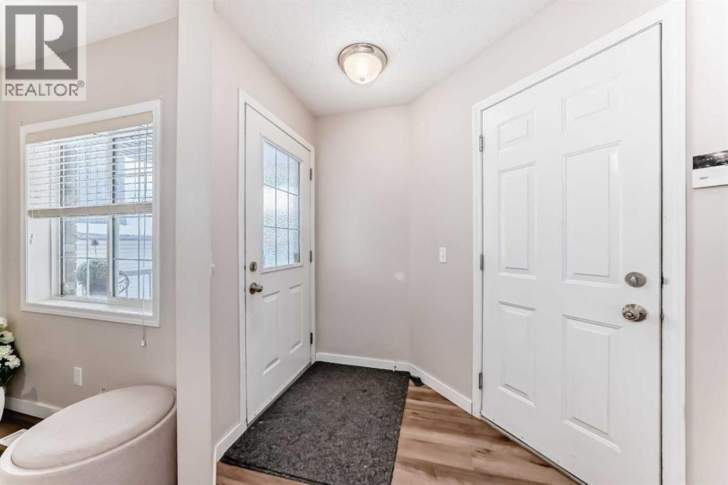 House for Sale in 79 Saddleridge Close NE|Calgary, Alberta T3J4X2 4