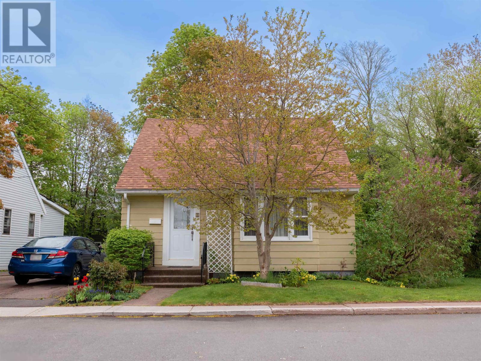 8 Alexander Drive, Charlottetown, Prince Edward Island C1A4Z7