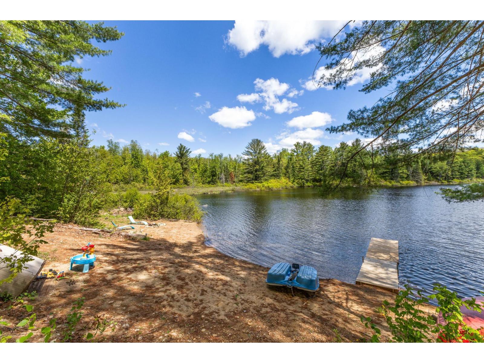 For sale: 366 Ch. du Lac-Murray, Otter Lake, Quebec J0X2P0 - 10304100 ...