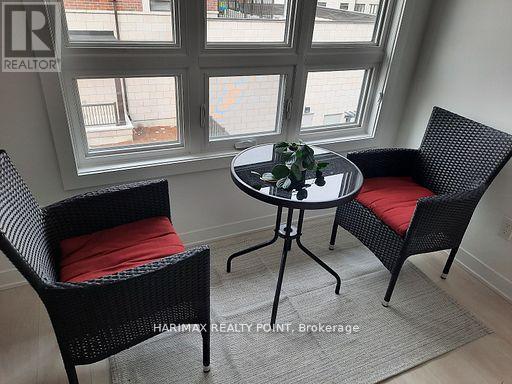 Row / Townhouse for Sale in 8 - 4015 HICKORY DRIVE|Mississauga (Rathwood), Ontario L4W1L1 5
