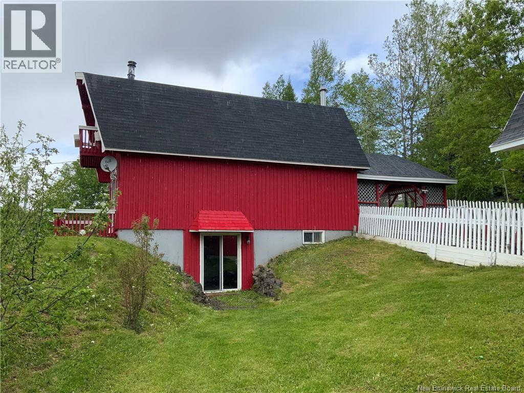 For sale: 22 Rosewood Drive, Grafton, New Brunswick E7N1P4