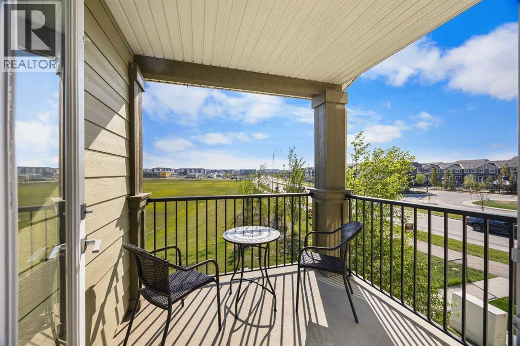 Row / Townhouse for Sale in 111 Evanscrest Gardens NW|Calgary, Alberta T3P0S1 4