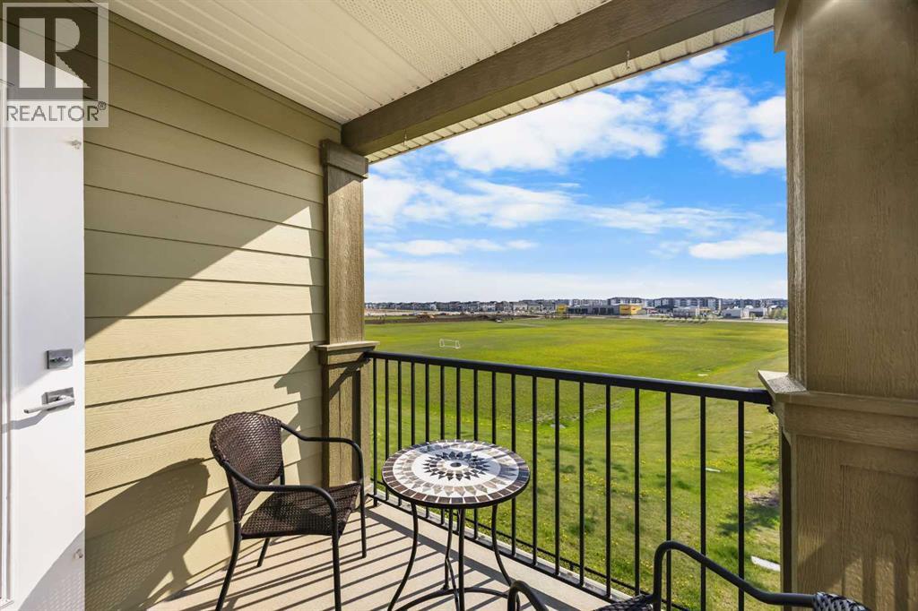 Row / Townhouse for Sale in 111 Evanscrest Gardens NW|Calgary, Alberta T3P0S1 5