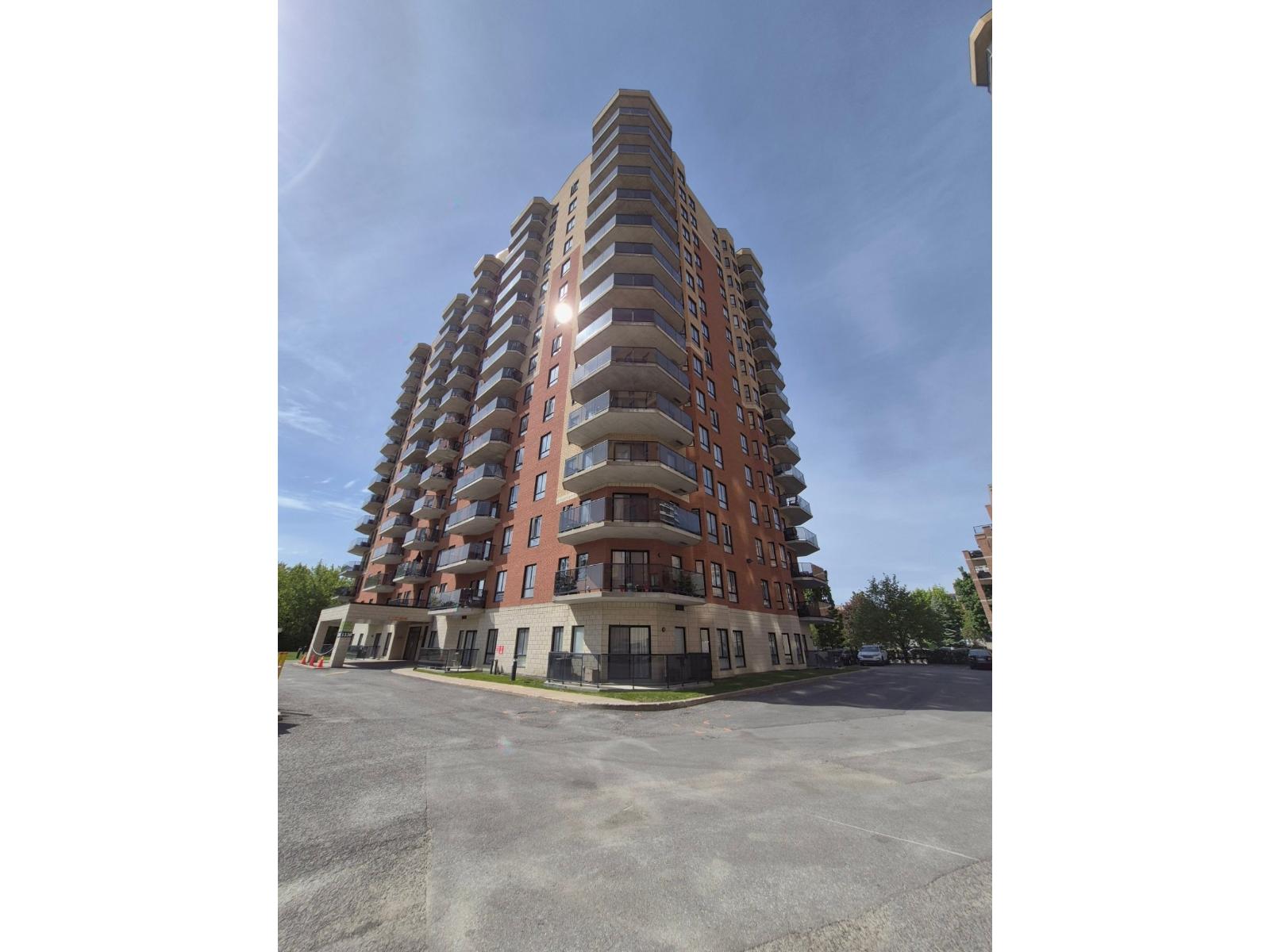 3330 Boul. Le Carrefour, #906, Laval (Chomedey), Quebec H7T0B8