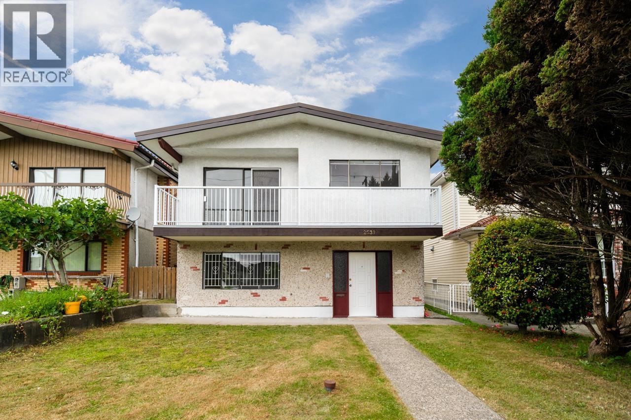 2539 E 34TH AVENUE|Vancouver, British Columbia V5R2T1