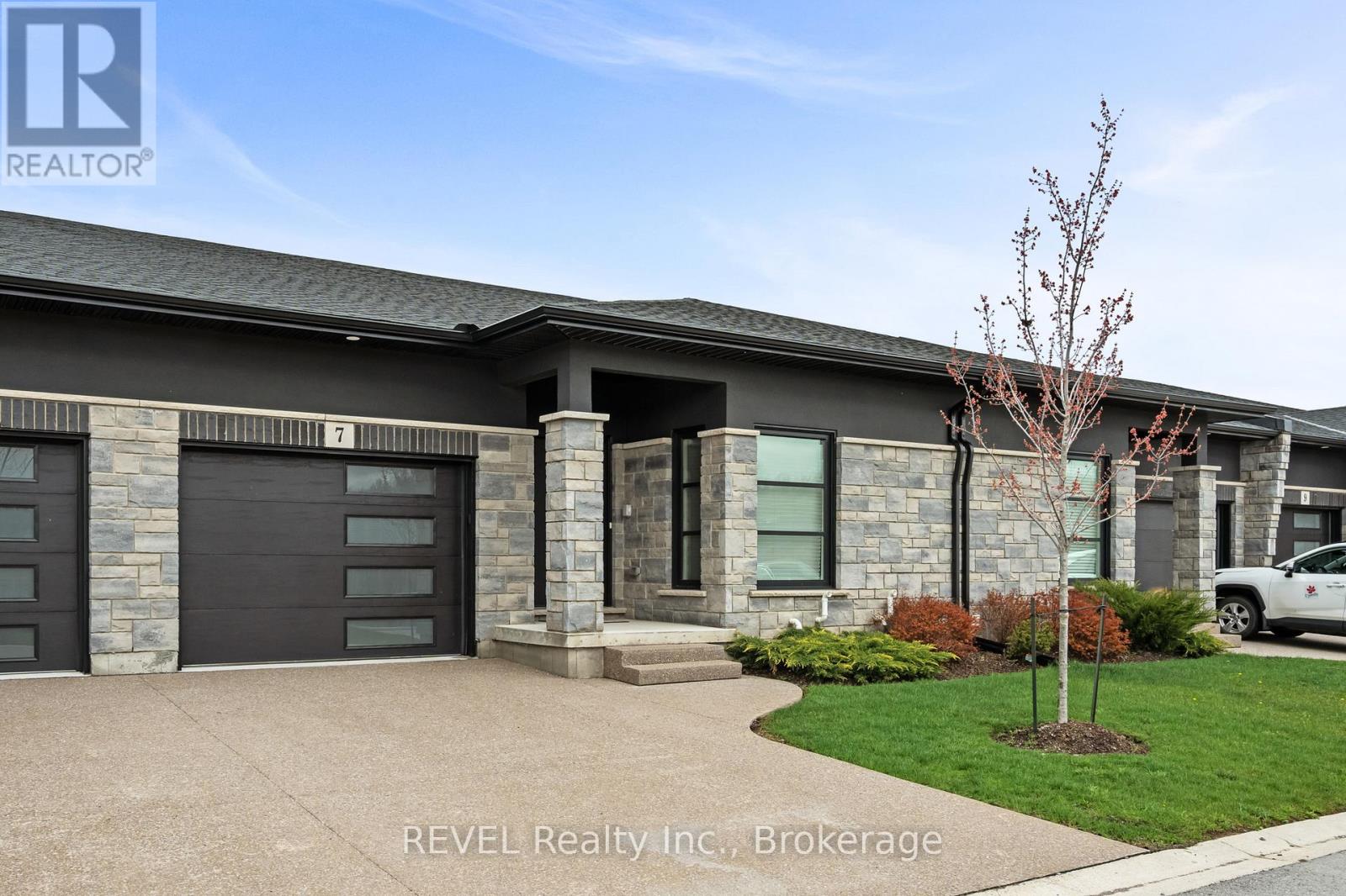 For sale: 7 - 7138 PARSA STREET E, Niagara Falls (Brown), Ontario