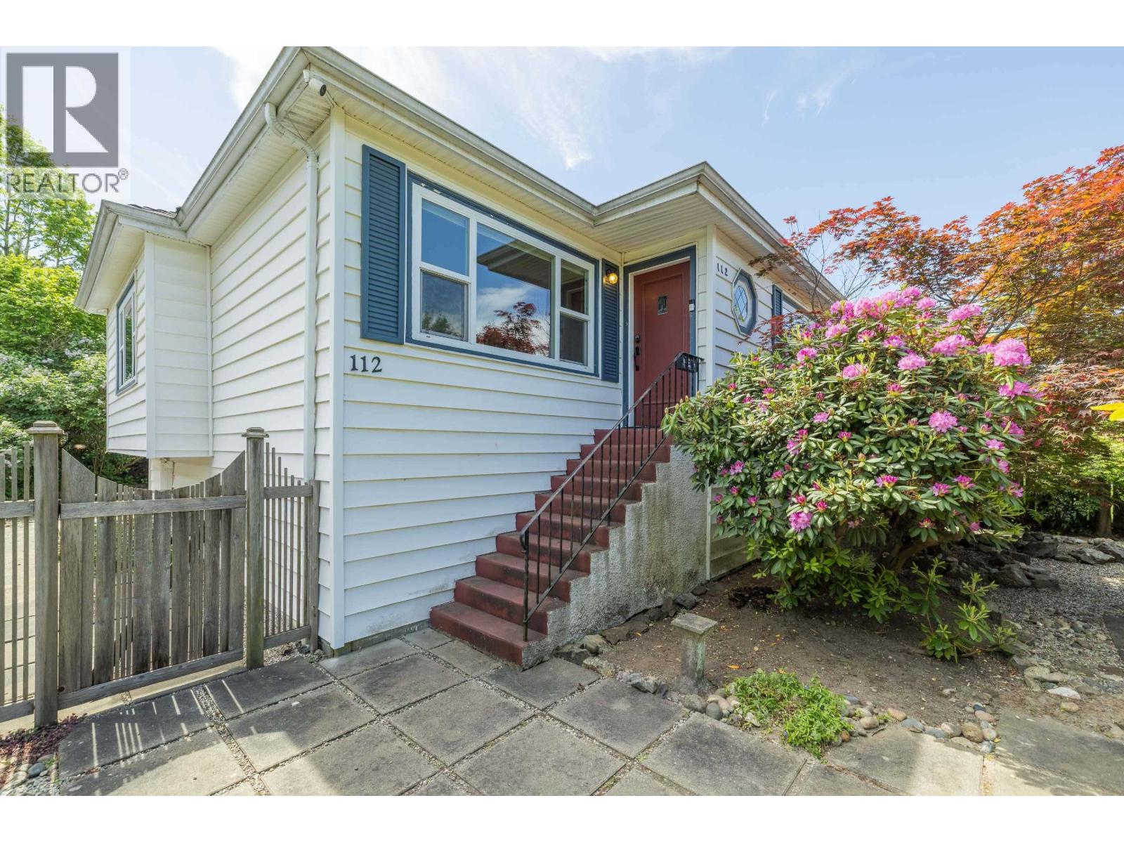 112 DURHAM STREET|New Westminster, British Columbia V3L1X1