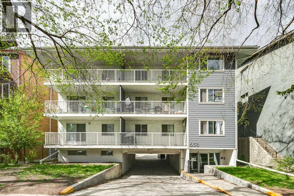 Apartment for Sale in 301, 638 Meredith Road NE|Calgary, Alberta T2E5A8