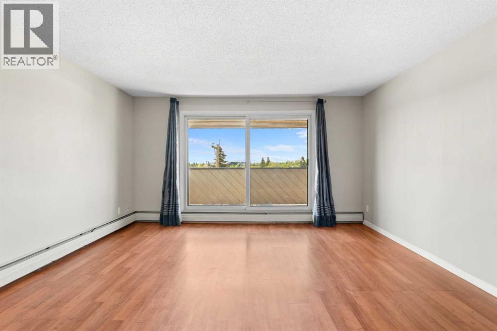 Apartment for Sale in 308, 1513 26 Avenue SW|Calgary, Alberta T2T1C4 4
