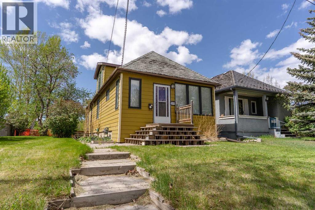 House for Sale in 1609 17A Street SE|Calgary, Alberta T2G3W8