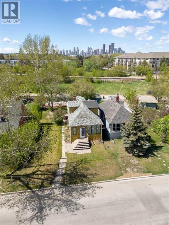 House for Sale in 1609 17A Street SE|Calgary, Alberta T2G3W8 4