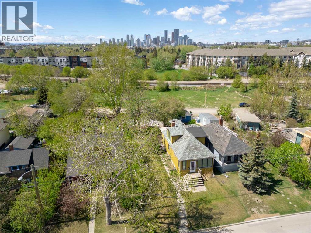 House for Sale in 1609 17A Street SE|Calgary, Alberta T2G3W8 5