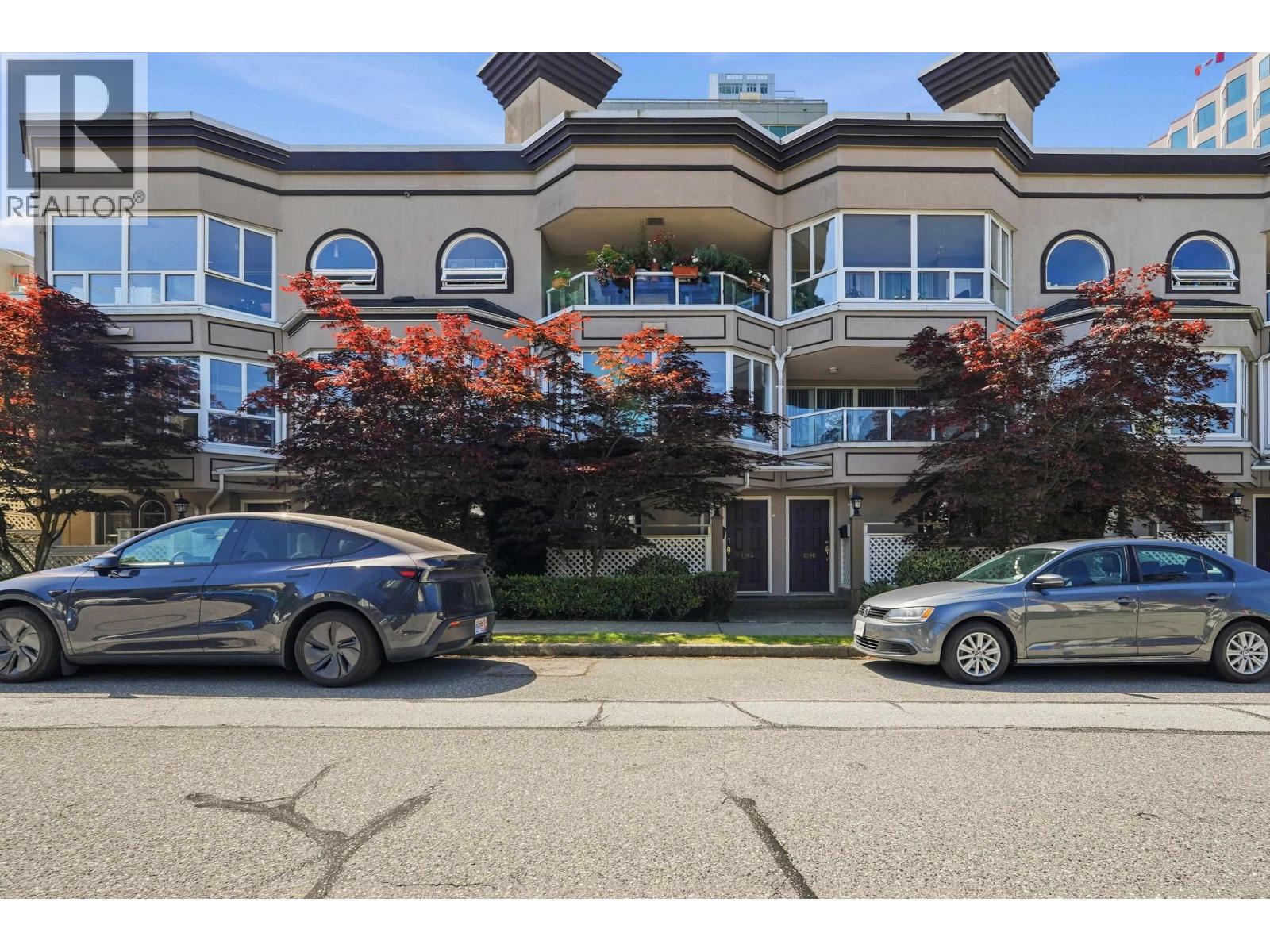 1284 W 8TH AVENUE|Vancouver, British Columbia V6H3Y9