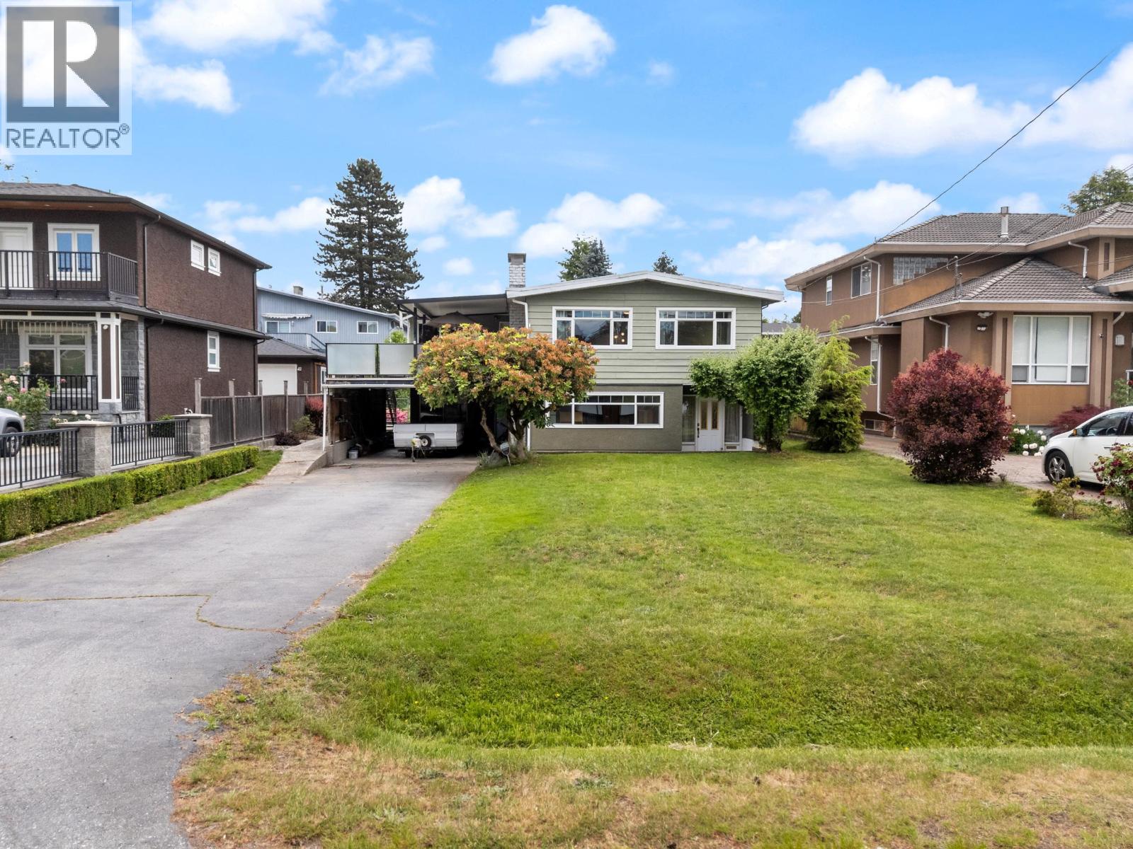 1530 SHERLOCK AVENUE|Burnaby, British Columbia V5A2M8
