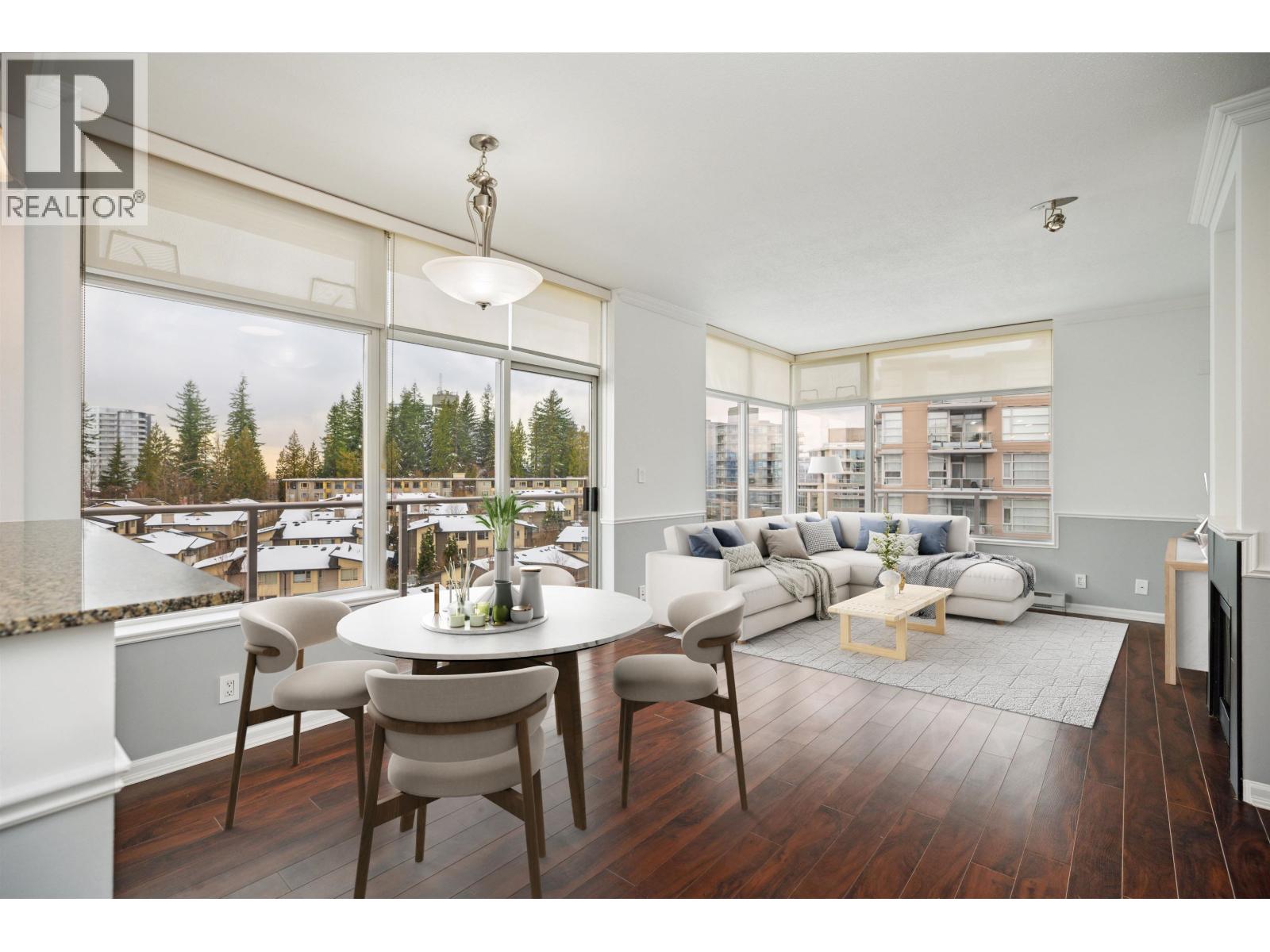 904 9288 UNIVERSITY CRESCENT|Burnaby, British Columbia V5A4X7