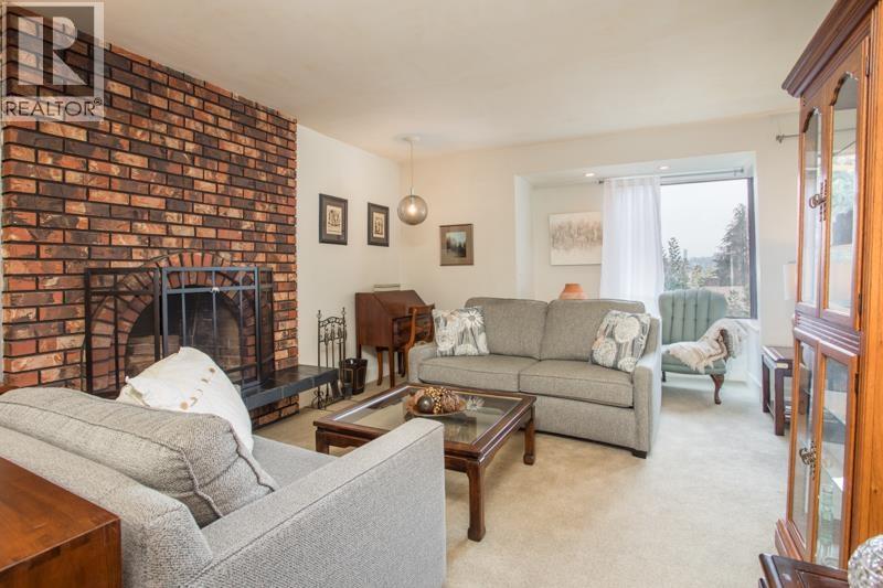 918 LADNER STREET|New Westminster, British Columbia V3L4W4