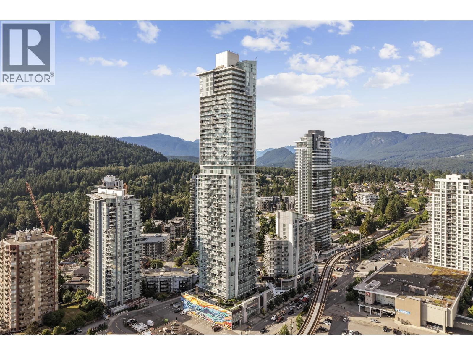 3904 567 CLARKE ROAD|Coquitlam, British Columbia V3J0K7