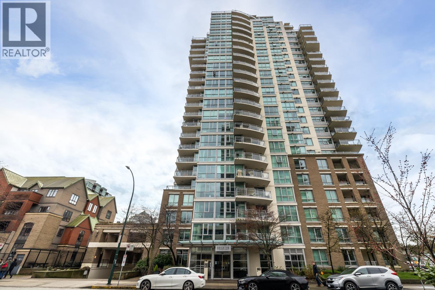 1703 120 MILROSS AVENUE|Vancouver, British Columbia V6A4K7