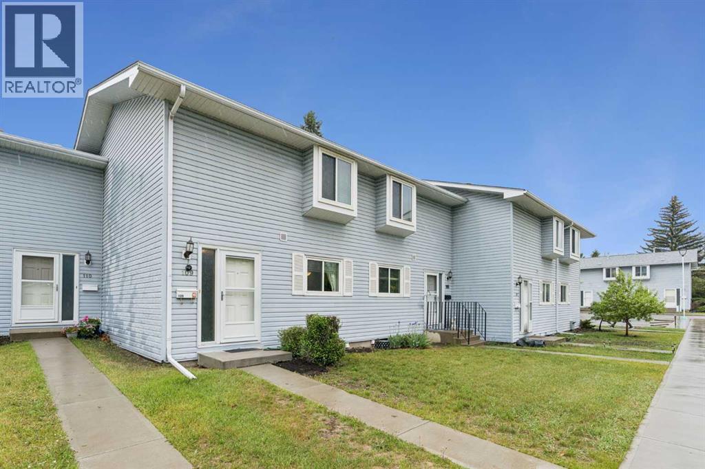 Row / Townhouse for Sale in 109, 4810 40 Avenue SW|Calgary, Alberta T3E1E5