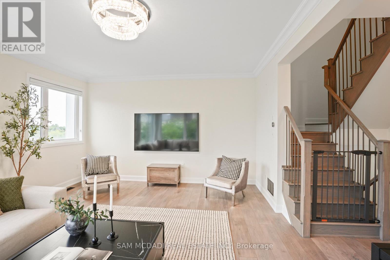 Row / Townhouse for Sale in 34 - 3006 CREEKSHORE COMMON|Oakville (GO Glenorchy), Ontario L6M0Y6 5