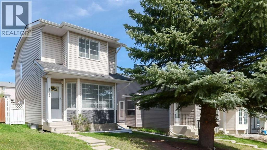 House for Sale in 157 Harvest Gold Heights NE|Calgary, Alberta T3K4H2