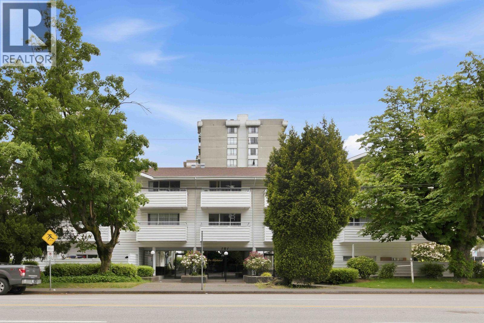 301 707 8TH STREET|New Westminster, British Columbia V3M3S6