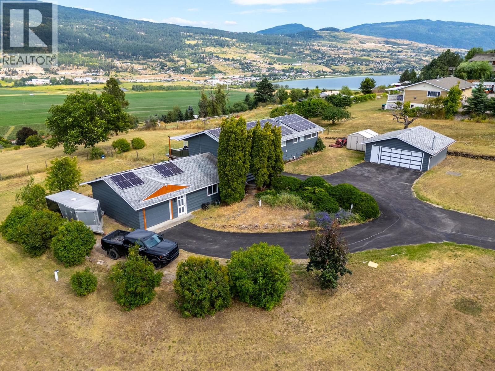 For sale: 136 Stepping Stones Crescent, Spallumcheen, British