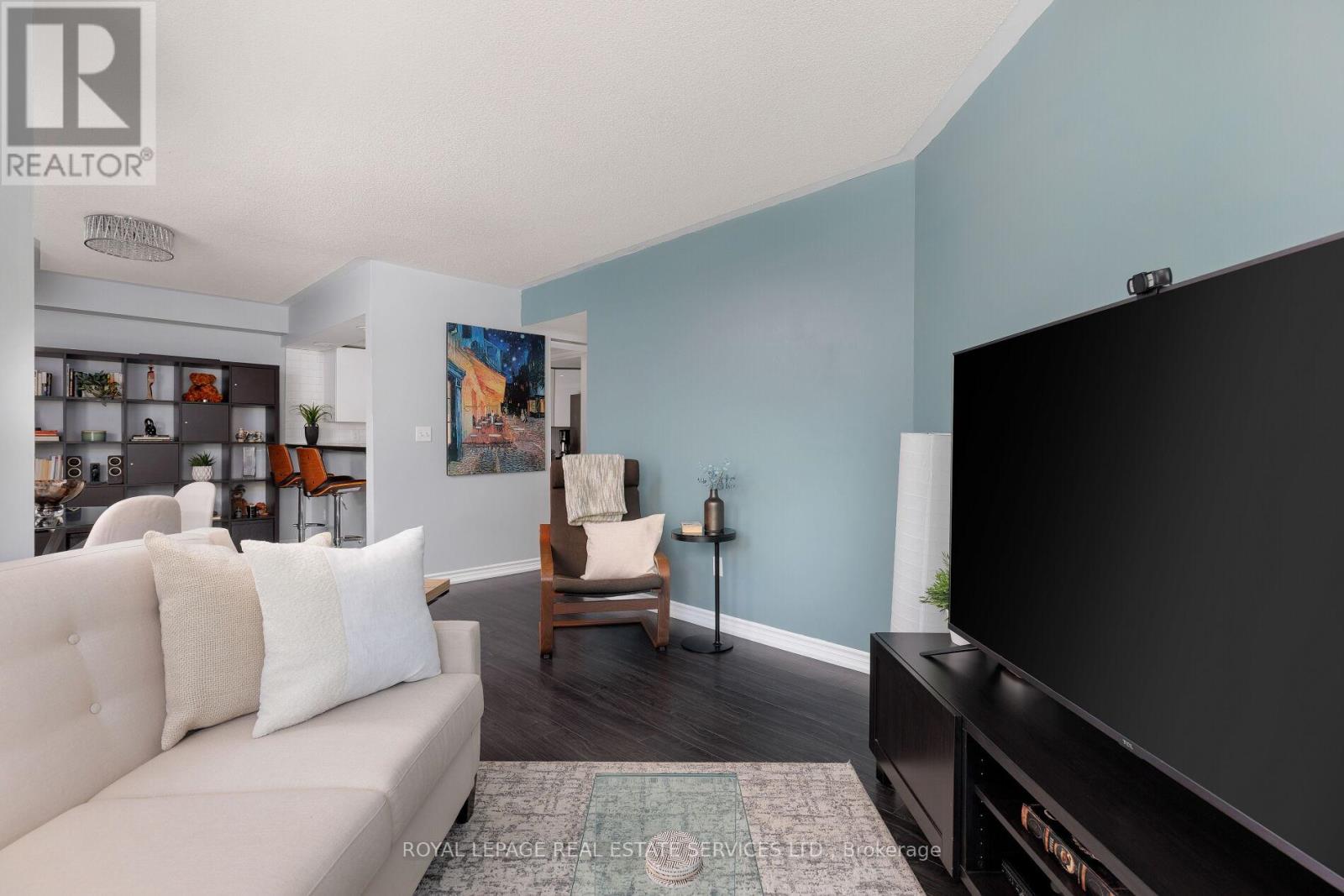 Row / Townhouse for Sale in 174 - 75 BRISTOL ROAD E|Mississauga (Hurontario), Ontario L4Z3P2 4