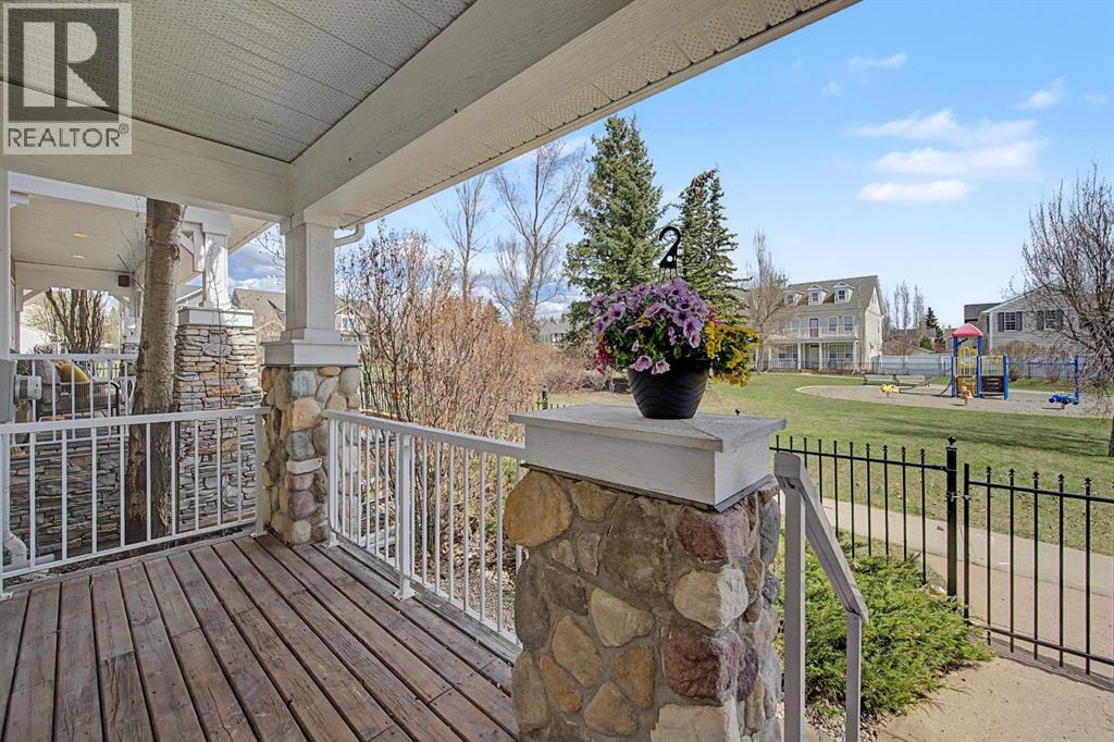 Row / Townhouse for Sale in 8 Ypres Lane SW|Calgary, Alberta T2T6M9