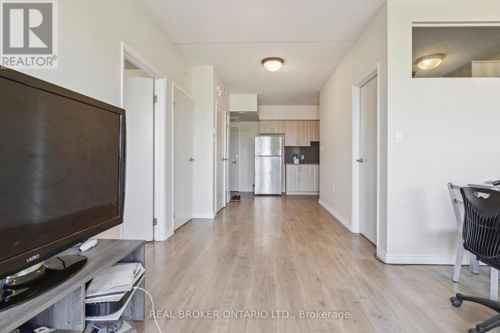 G607 - 275 LARCH STREET, Waterloo, Ontario N2L3R2