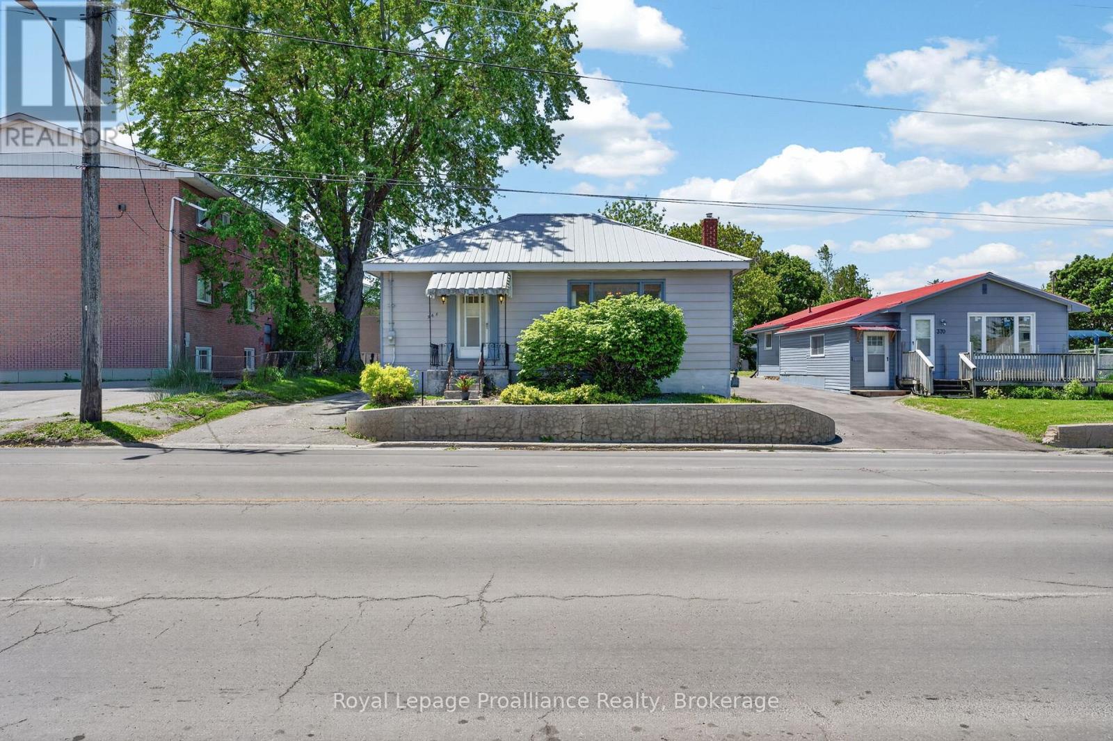 368 SIDNEY STREET, Belleville (Belleville Ward), Ontario K8P3Z6
