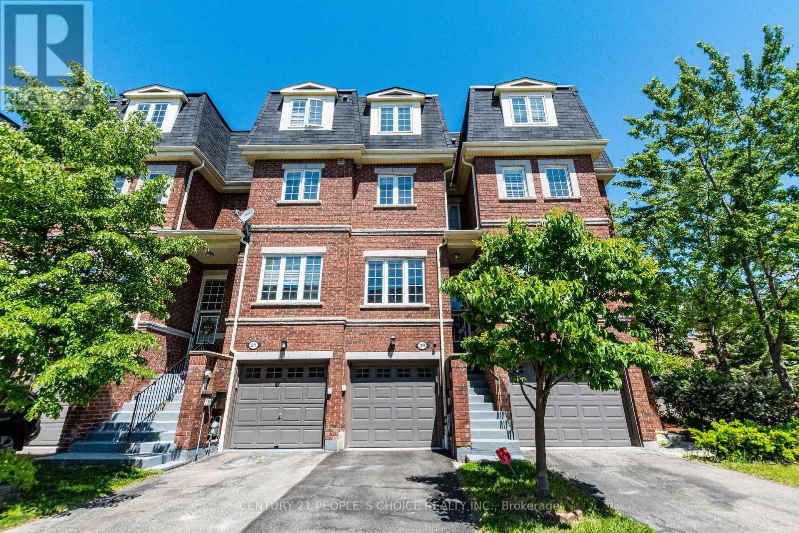 Row / Townhouse for Sale in 29 - 435 HENSALL CIRCLE|Mississauga (Cooksville), Ontario L5A4P1