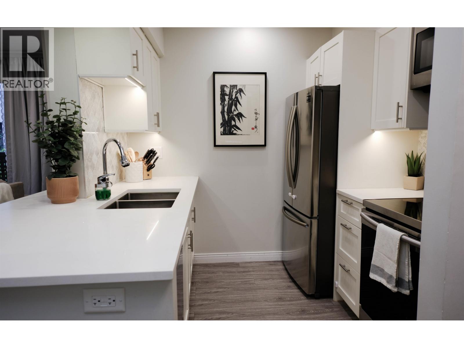 19 365 GINGER DRIVE|New Westminster, British Columbia V3M6W3