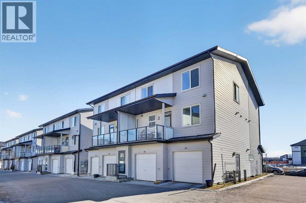 Row / Townhouse for Sale in 203, 445 Redstone Walk NE|Calgary, Alberta T3N1M5