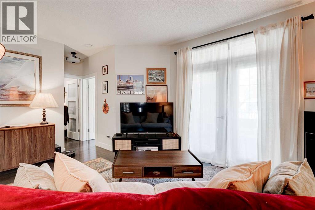 Apartment for Sale in 213, 527 15 Avenue SW|Calgary, Alberta T2R1R5 5