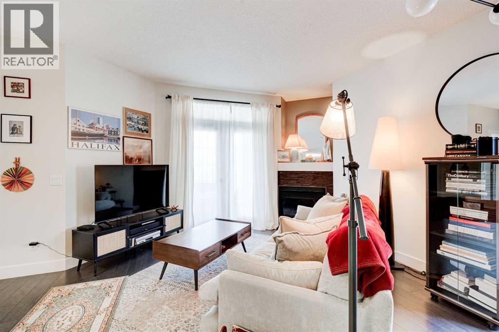 Apartment for Sale in 213, 527 15 Avenue SW|Calgary, Alberta T2R1R5 2