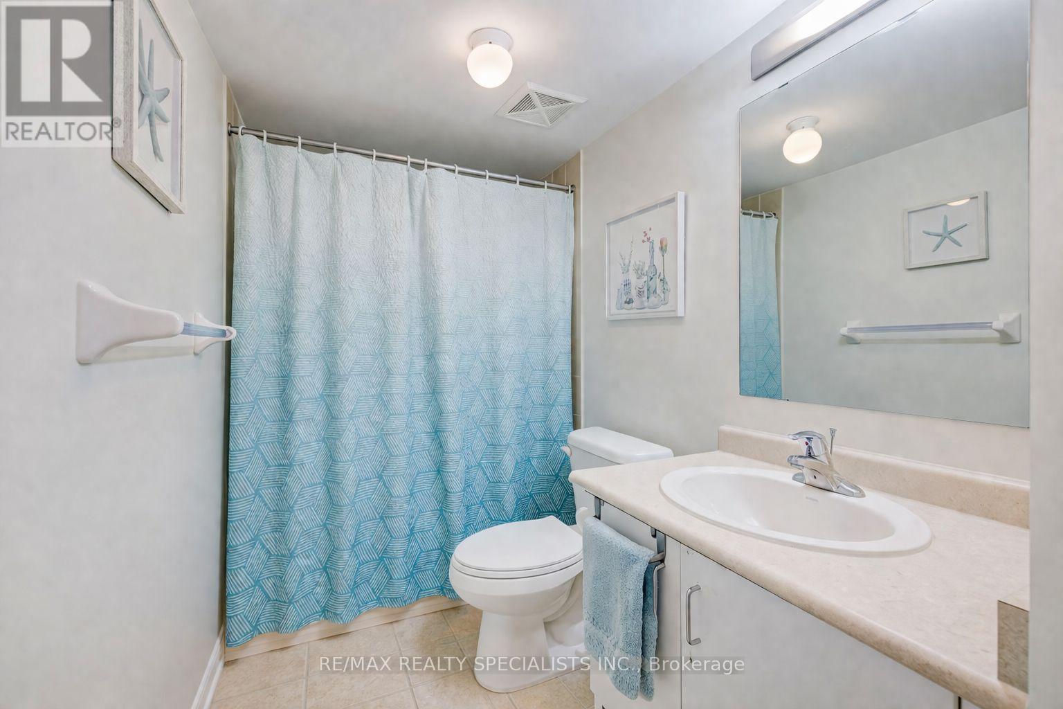 Row / Townhouse for Sale in 16 - 3975 EGLINTON AVENUE W|Mississauga (Churchill Meadows), Ontario L5M0E7 4