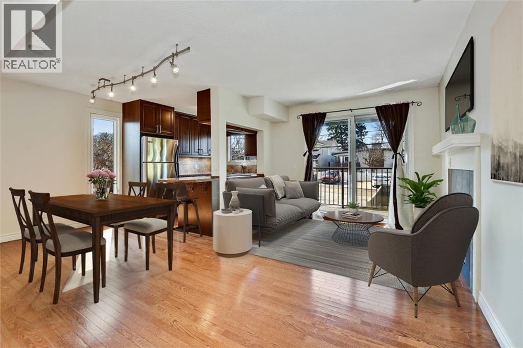 Row / Townhouse for Sale in 10, 123 13 Avenue NE|Calgary, Alberta T2E1B5 2