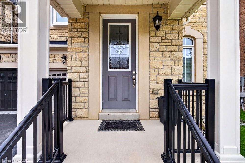 Row / Townhouse for Sale in 523 TERRACE Way|Oakville, Ontario L6M1N5 2