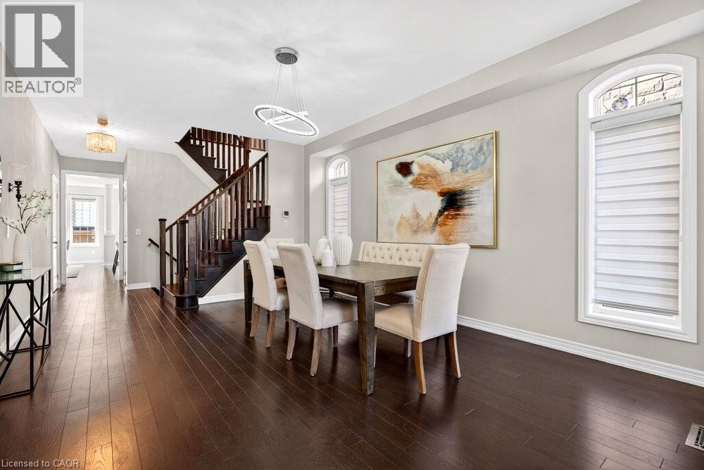 Row / Townhouse for Sale in 523 TERRACE Way|Oakville, Ontario L6M1N5 3