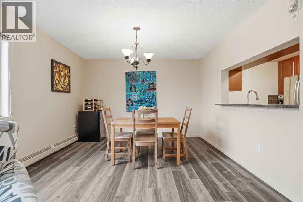 Apartment for Sale in 212, 790 Kingsmere Crescent SW|Calgary, Alberta T2V2G9 4