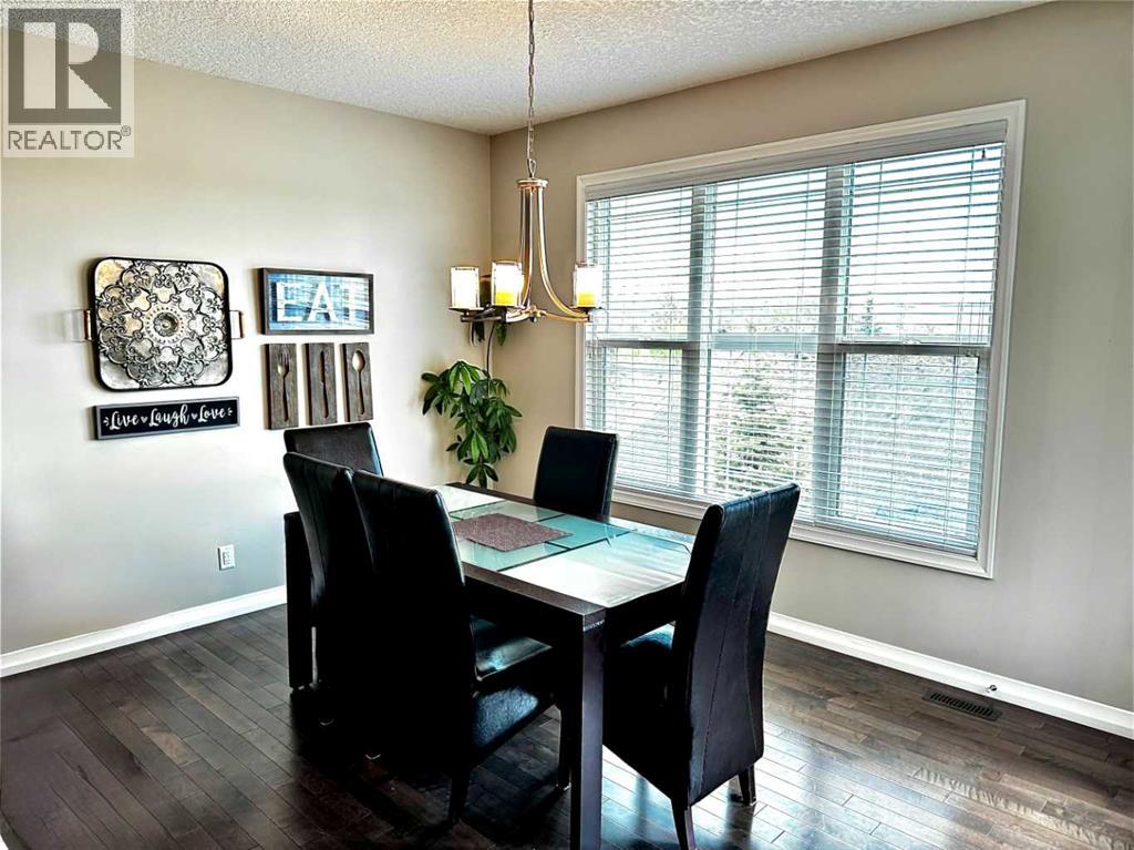 House for Sale in 41 Chaparral Valley Green SE|Calgary, Alberta T2X0M3 4
