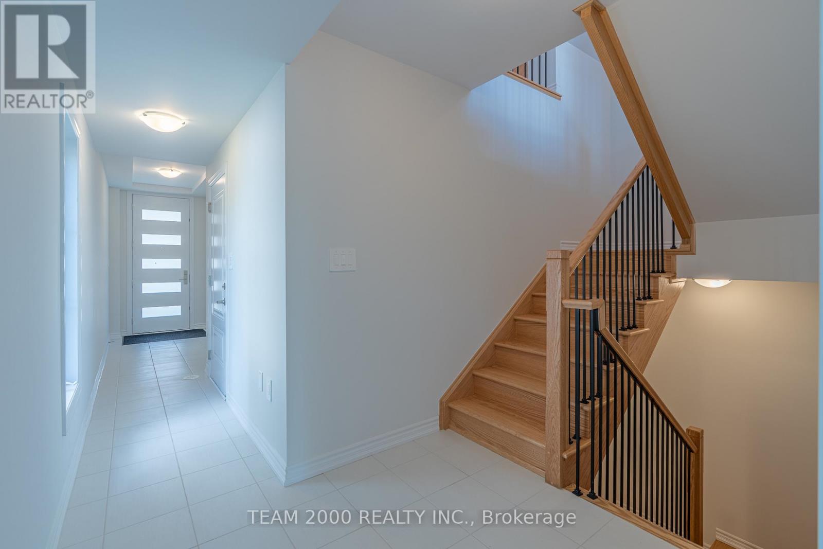 Row / Townhouse for Sale in 5965 SAIGON STREET|Mississauga (East Credit), Ontario L5V0E9 3