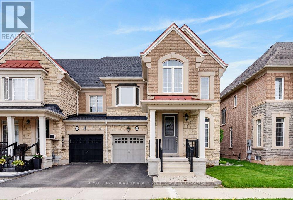 Row / Townhouse for Sale in 523 TERRACE WAY|Oakville (SH Sixteen Hollow), Ontario L6M1N5