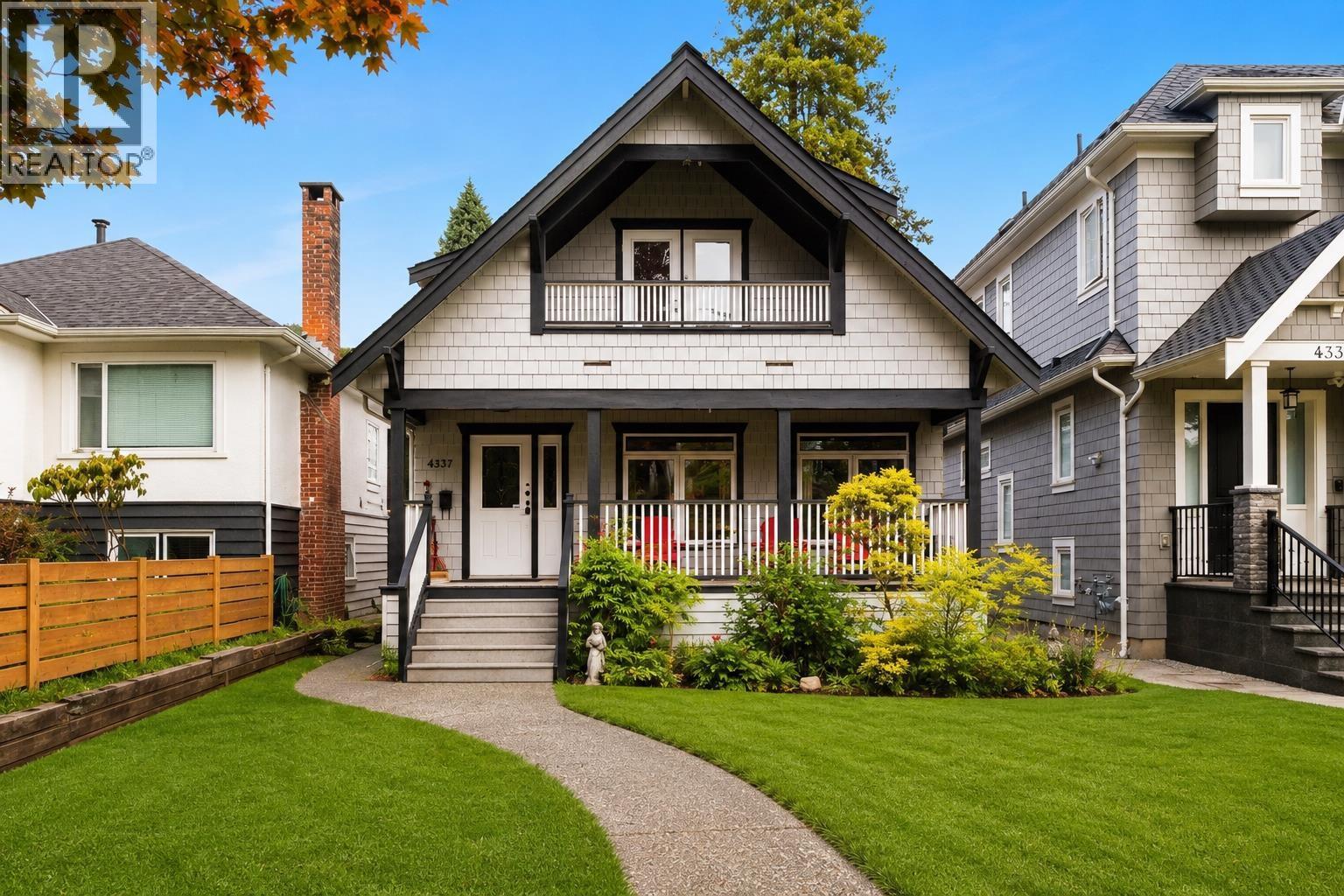 4337 W 15TH AVENUE|Vancouver, British Columbia V6R3A9