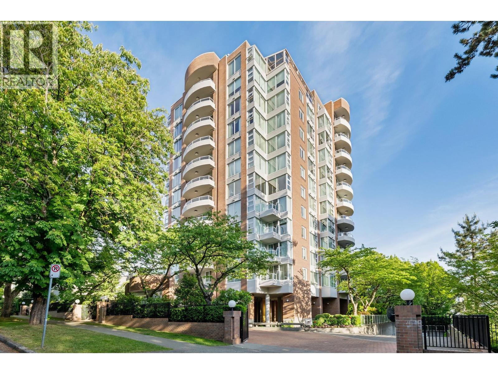 901 2350 W 39TH AVENUE|Vancouver, British Columbia V6M1T9