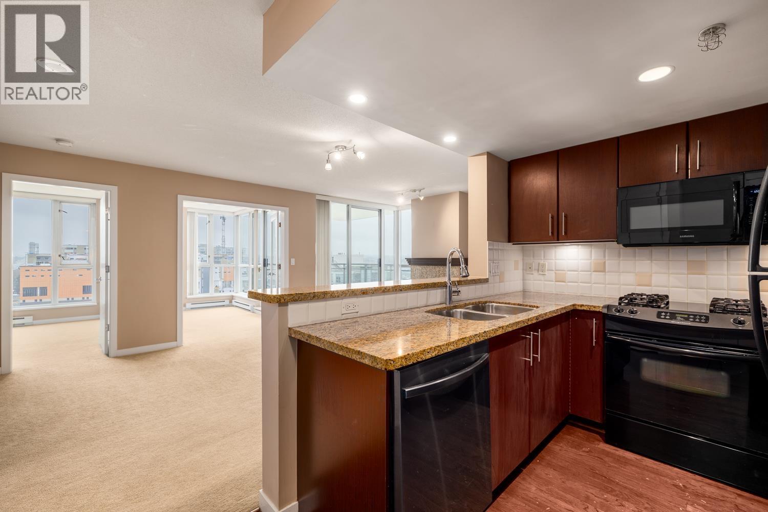 803 120 MILROSS AVENUE|Vancouver, British Columbia V6A4K7