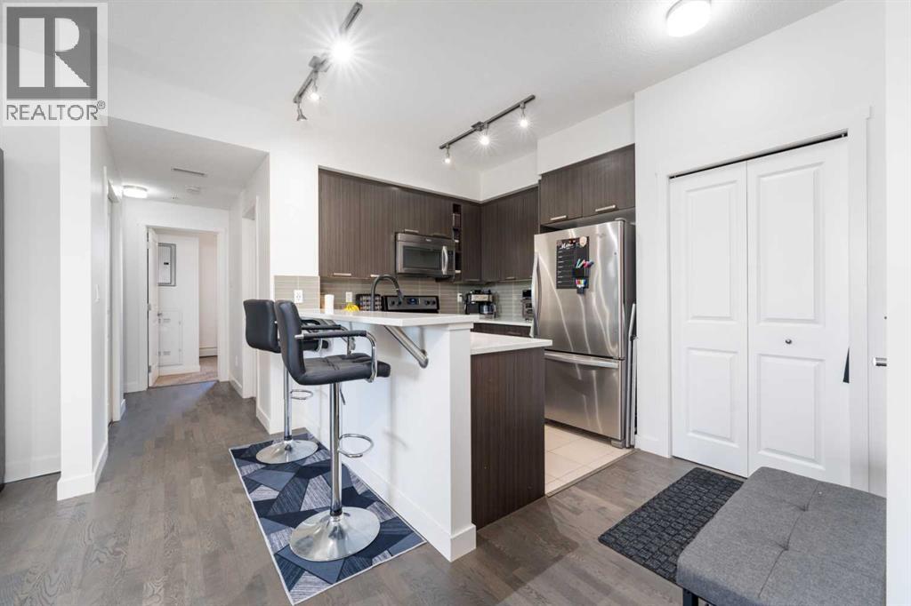 Apartment for Sale in 2205, 175 Silverado Boulevard SW|Calgary, Alberta T2X0V5 2